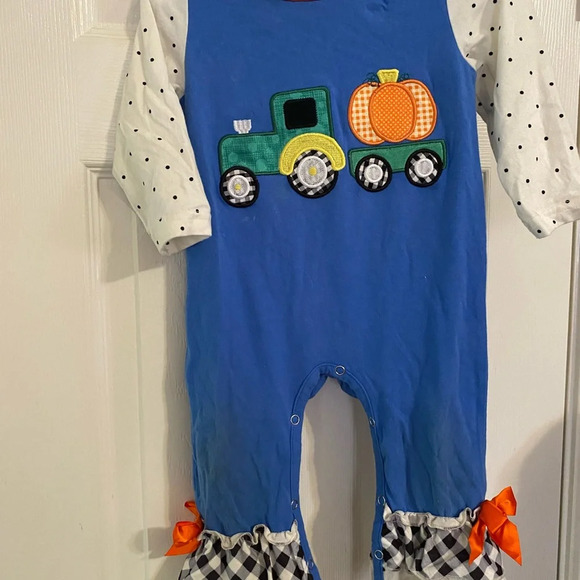 Loft and Vine Fall Romper - Picture 3 of 8